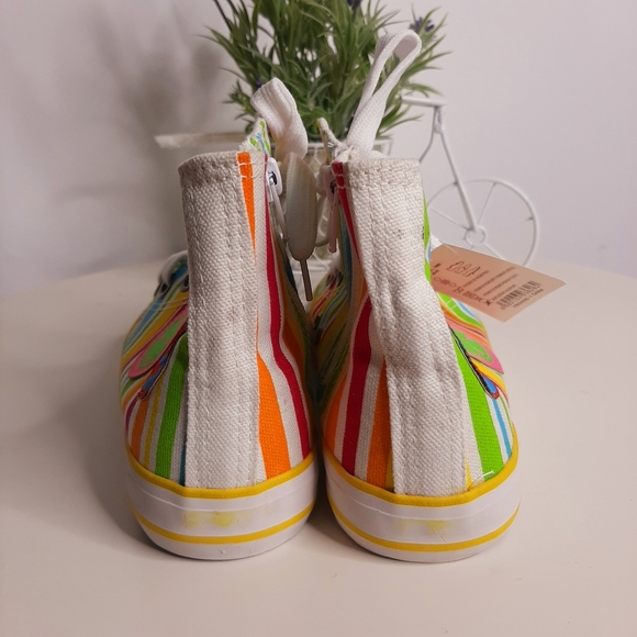 Colorful shoes, size 5.5 - Picture 8 of 8